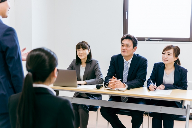 採用活動で歩留まりを改善する秘訣｜面接短縮・基準見直し・最新サービス活用
