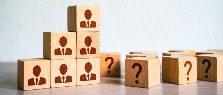 日本における人材不足の要因と背景