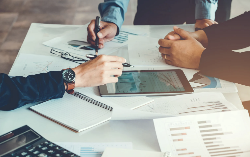 【コスト削減】安いBPOサービスで事業を加速！メリットと賢い選び方を解説